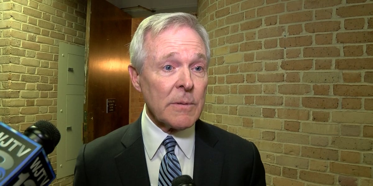 Former governor refutes Reeves on Confederate Heritage Month comments