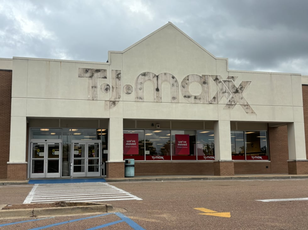 فروشگاه تی.جی. مکس در جکسون به ریجلند منتقل شده است.