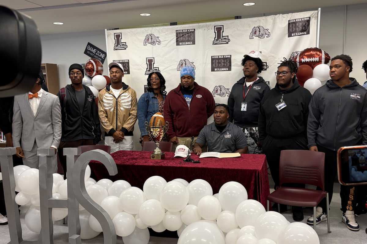 preloaded gallery image